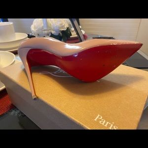 Kate. Nude color. Size 39